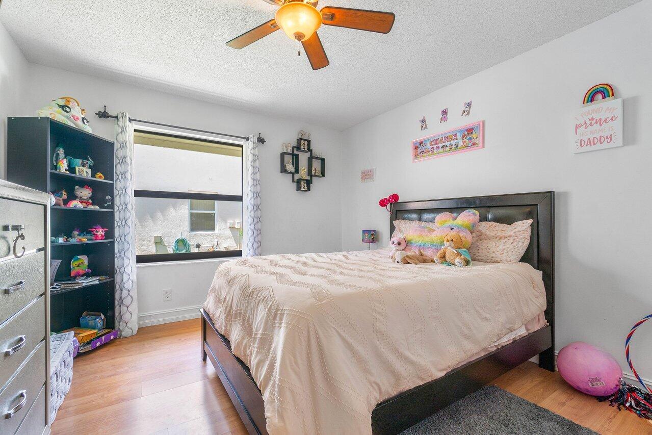 22491 Ensenada Way Boca Raton, FL 33433 - Photo 22 of 40 025-22491EnsenadaWay-BocaRaton-FL-33433-