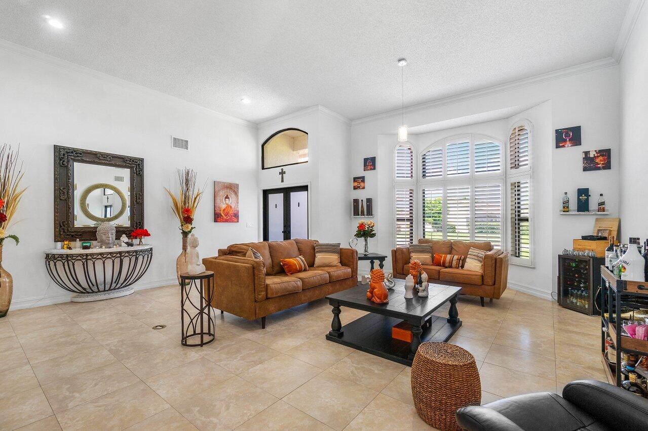 22491 Ensenada Way Boca Raton, FL 33433 - Photo 8 of 40 008-22491EnsenadaWay-BocaRaton-FL-33433-