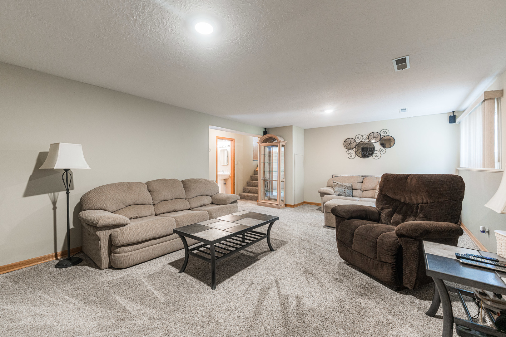 554 North Green Ridge Street Addison, IL 60101 - Photo 25 of 48 Gallery Image 25