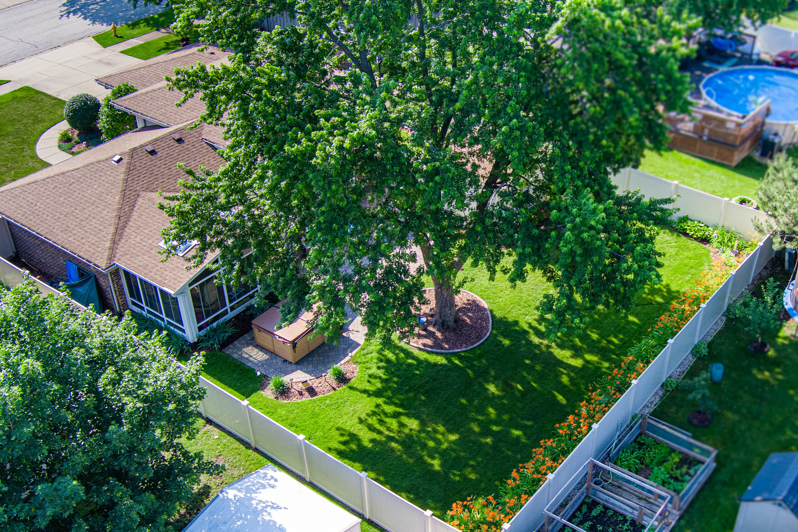 554 North Green Ridge Street Addison, IL 60101 - Photo 6 of 48 Gallery Image 6