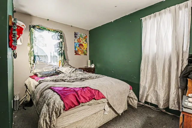 $180,000 | 219 South Apple Avenue, Hart, MI 49420