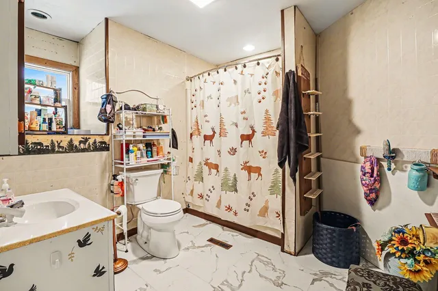 $180,000 | 219 South Apple Avenue, Hart, MI 49420