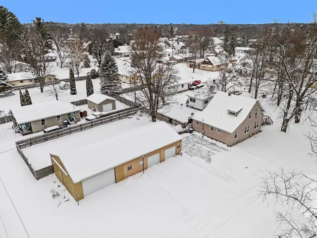 $180,000 | 219 South Apple Avenue, Hart, MI 49420