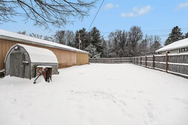 $180,000 | 219 South Apple Avenue, Hart, MI 49420