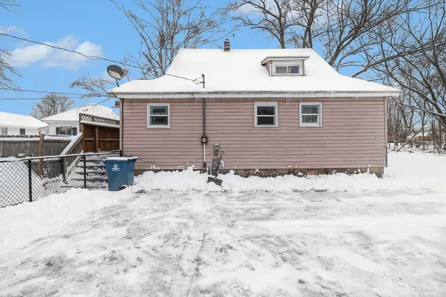 $180,000 | 219 South Apple Avenue, Hart, MI 49420