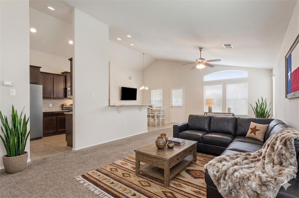 9448 Centennial Drive Waco, TX 76708 - Photo 21 of 40 AI staging