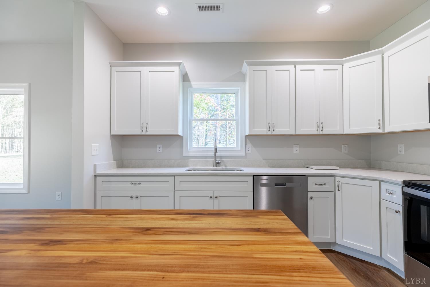 757 Down Creek Road Brookneal, VA 24528 - Photo 21 of 49