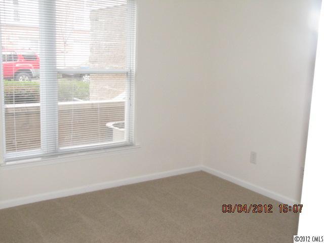 638 Raphael Place, Unit 638 Charlotte, NC 28205 - Photo 11 of 13 Gallery Image 11