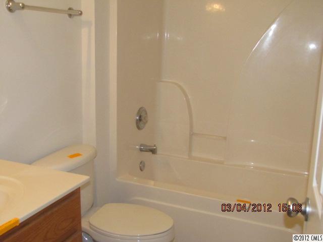 638 Raphael Place, Unit 638 Charlotte, NC 28205 - Photo 8 of 13 Gallery Image 8