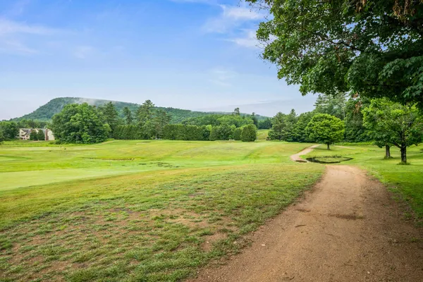$959,900 | 7 A Hurlin Lane, Jackson, NH 03846