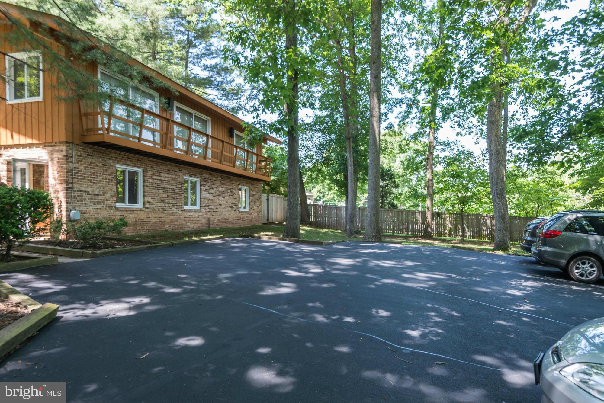 7606 Bells Mill Road Bethesda, MD 20817 - Photo 3 of 30 Exterior (Front)