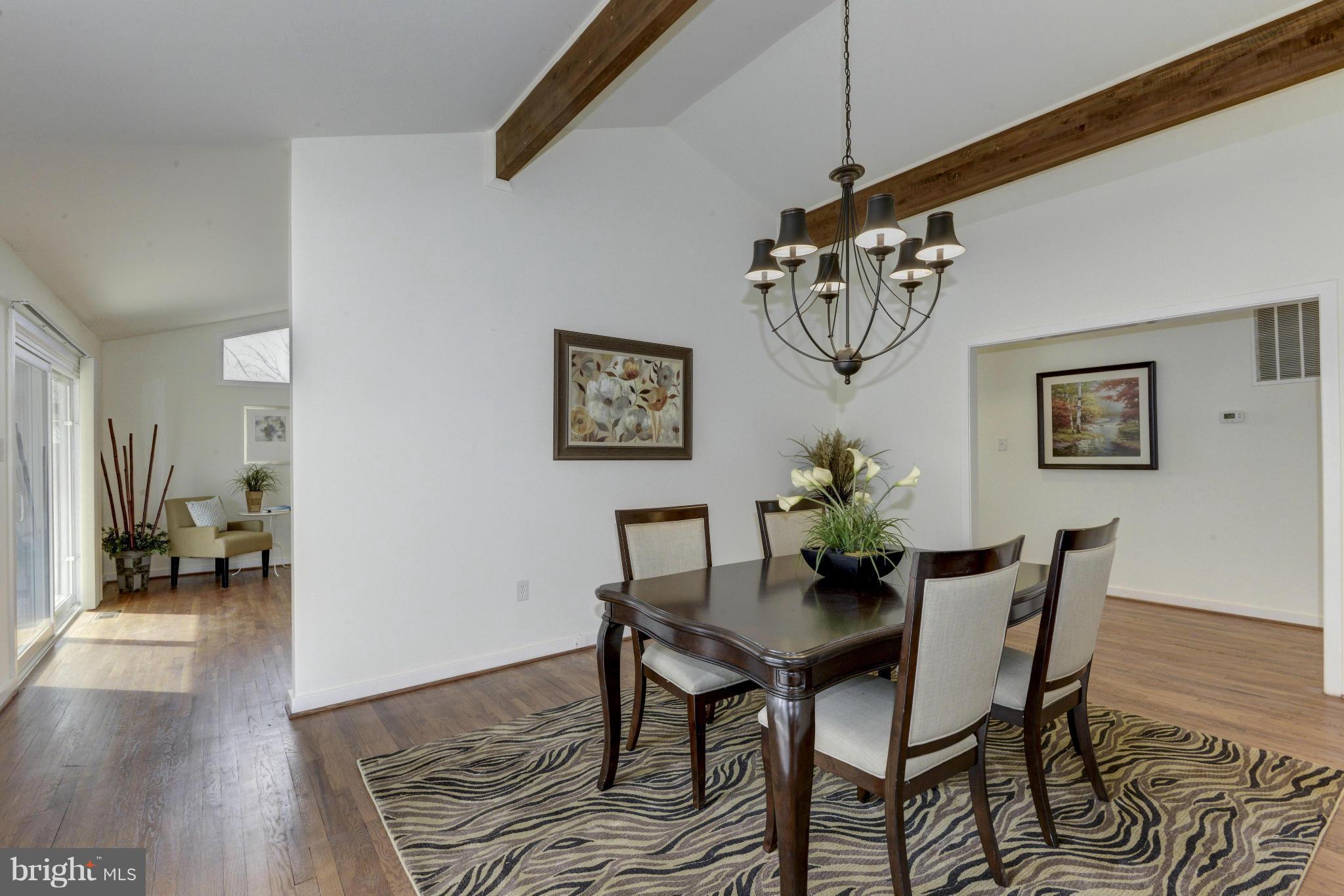 7606 Bells Mill Road Bethesda, MD 20817 - Photo 10 of 30 Dining Room