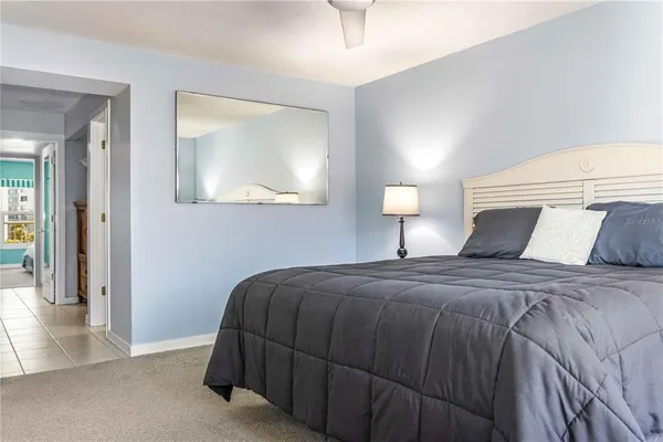 $3,000 | 105 Island Way, Unit 142, Clearwater Beach, FL 33767