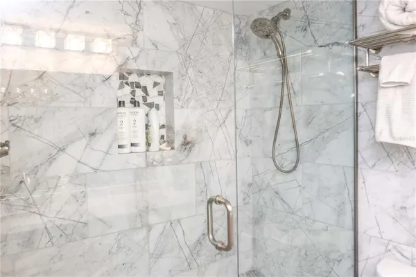 $3,000 | 105 Island Way, Unit 142, Clearwater Beach, FL 33767