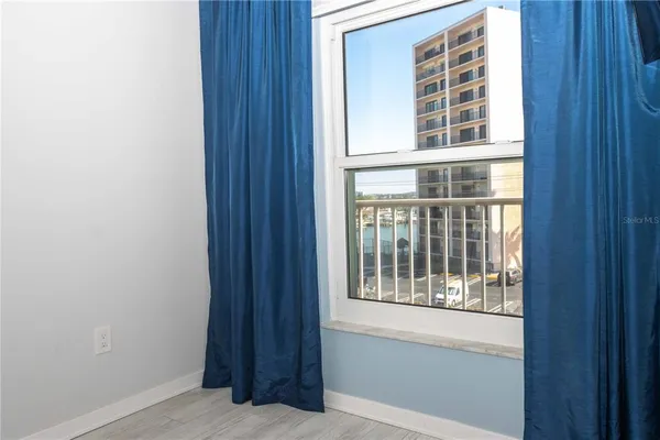 $3,000 | 105 Island Way, Unit 142, Clearwater Beach, FL 33767