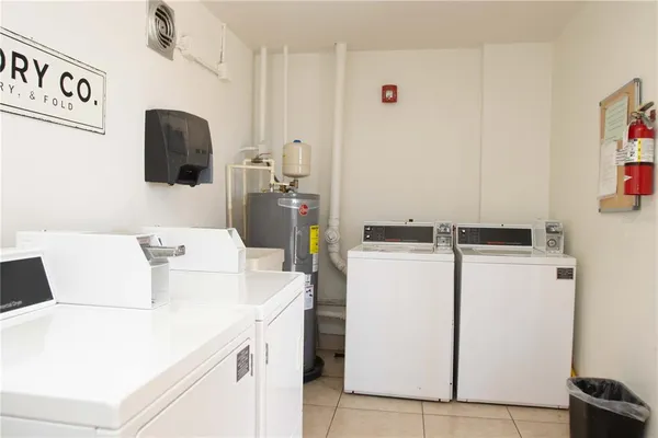 $3,000 | 105 Island Way, Unit 142, Clearwater Beach, FL 33767