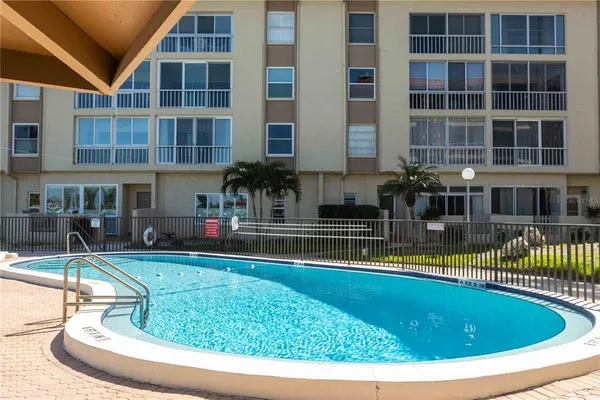$3,000 | 105 Island Way, Unit 142, Clearwater Beach, FL 33767