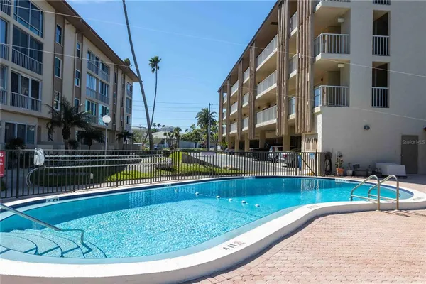 $3,000 | 105 Island Way, Unit 142, Clearwater Beach, FL 33767