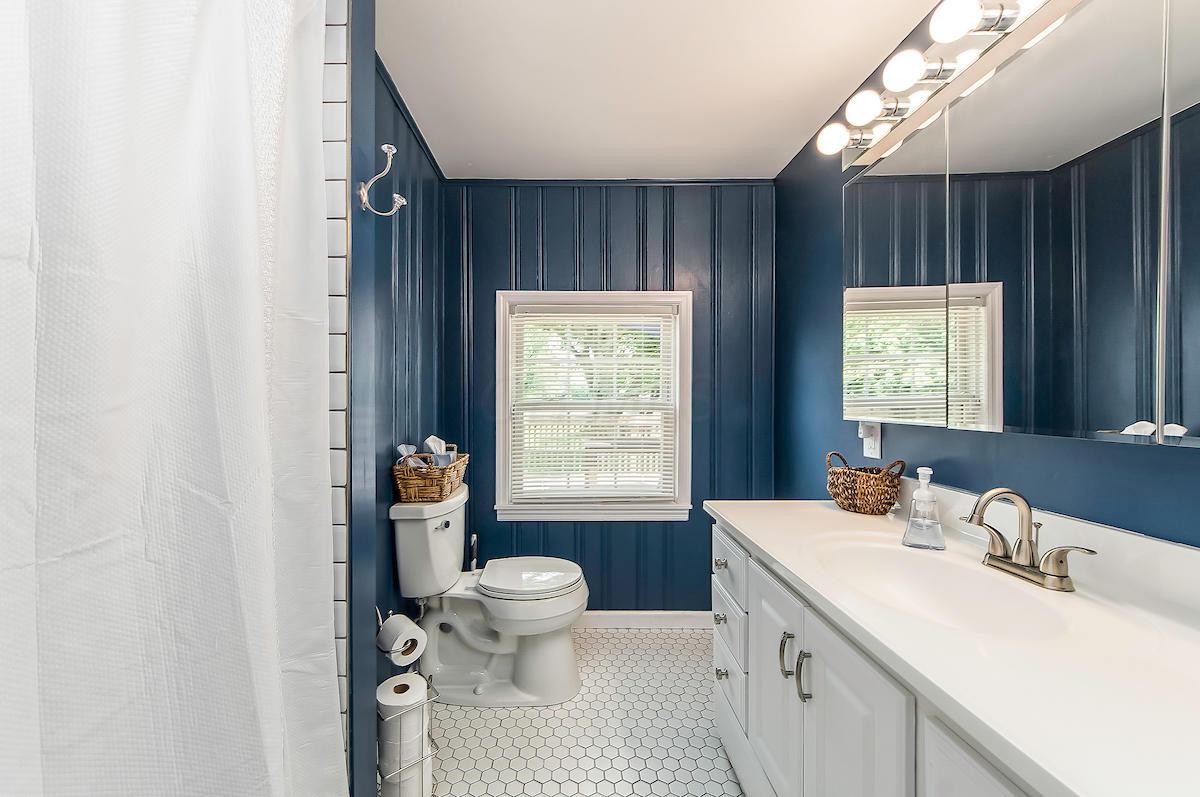 5846 Sinclair Road Columbus, OH 43229 - Photo 8 of 17 Gallery Image 8