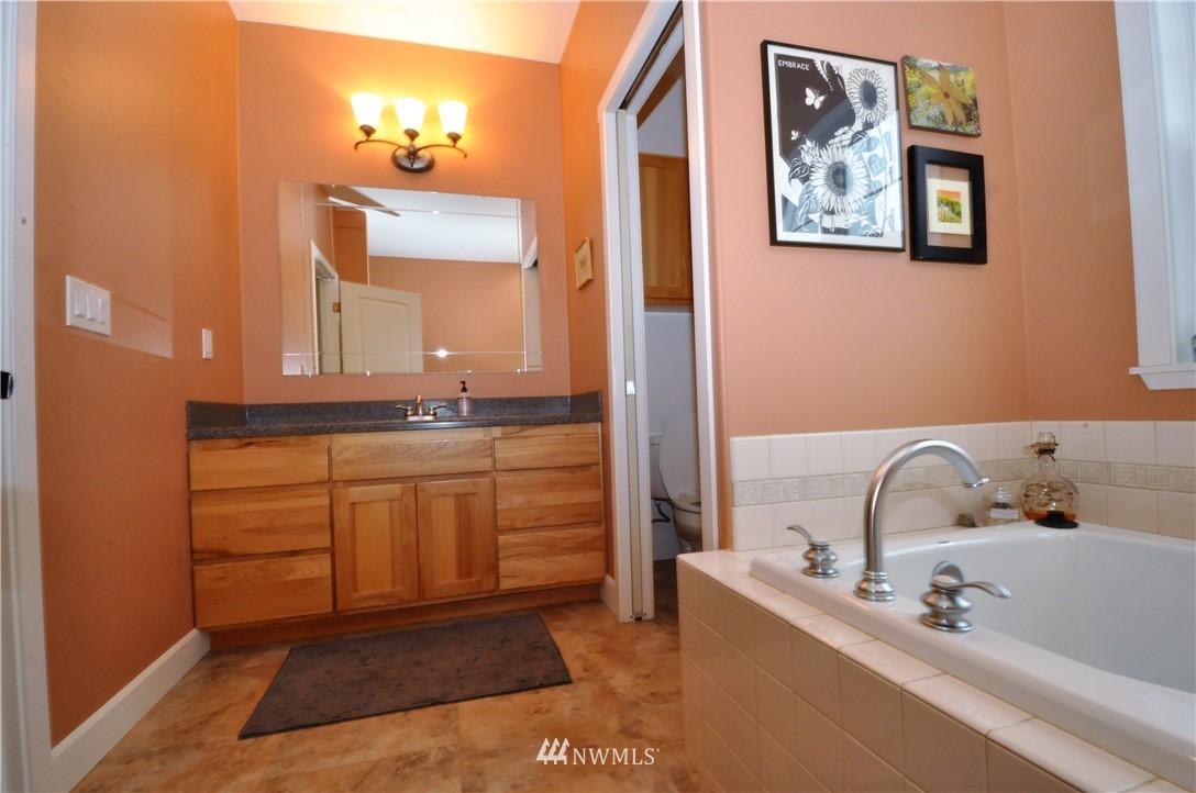 25317 Hoehn Road Sedro-Woolley, WA 98284 - Photo 14 of 24 Gallery Image 14