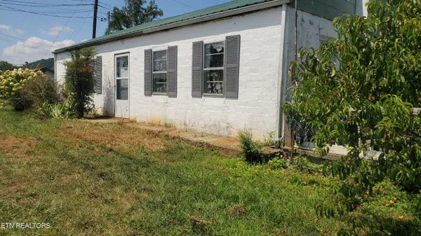 $159,900 | 10101 Rutledge Pike, Corryton, TN 37721