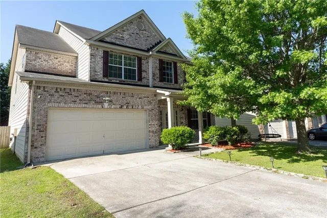 $422,000 | 2984 Gayle Manor Lane Southwest, Snellville, GA 30078