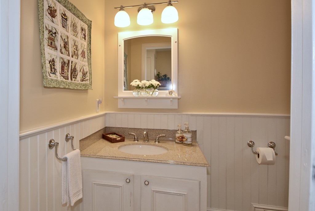3 Gerrish Road Rochester, MA 02770 - Photo 10 of 25