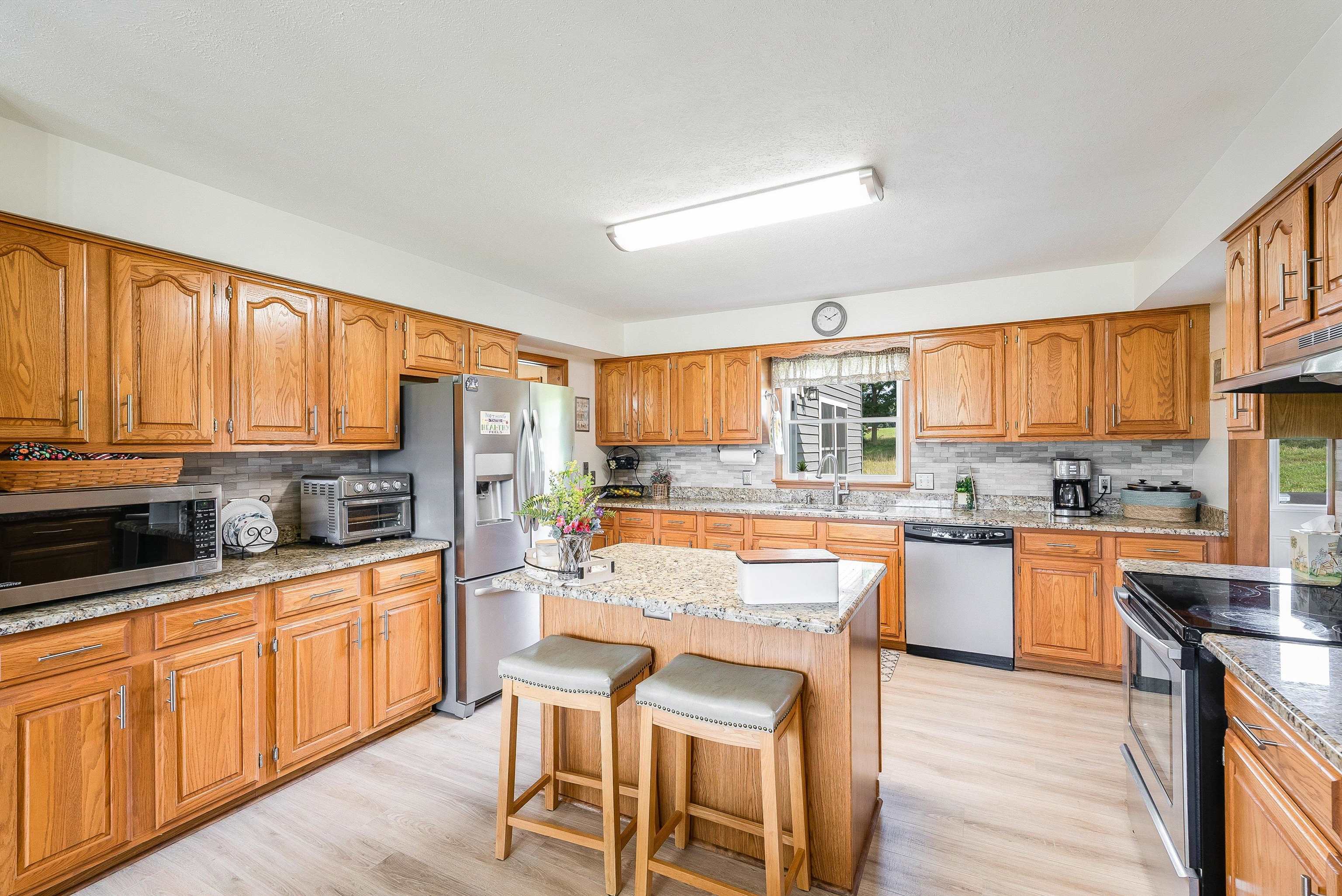 1076 Patterson Mill Road Grottoes, VA 24441 - Photo 17 of 64