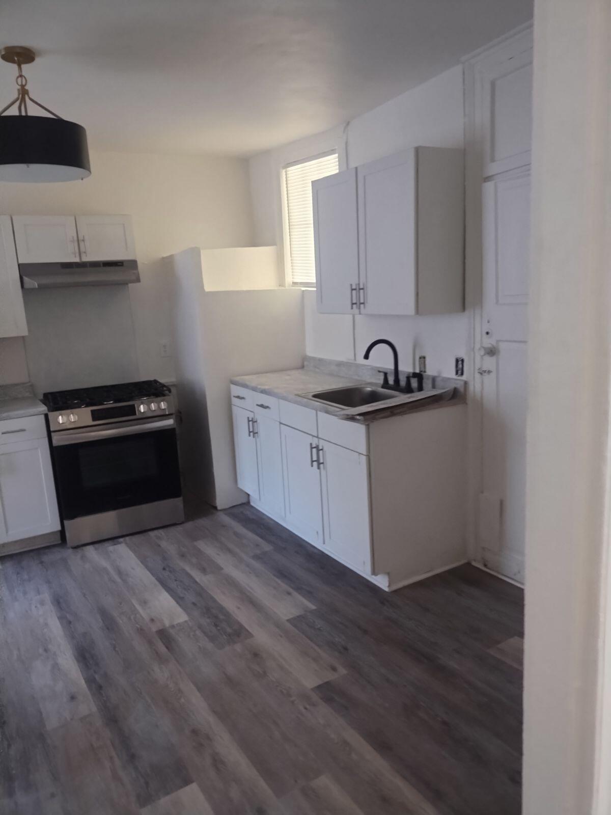 45 Chapel Street, Unit B Charleston, SC 29403 - Photo 4 of 10 original (29)