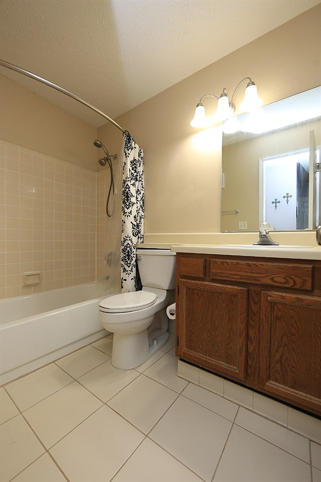 304 Oak Hollow Court, Unit 304 Raleigh, NC 27613 - Photo 11 of 13 Photo 11