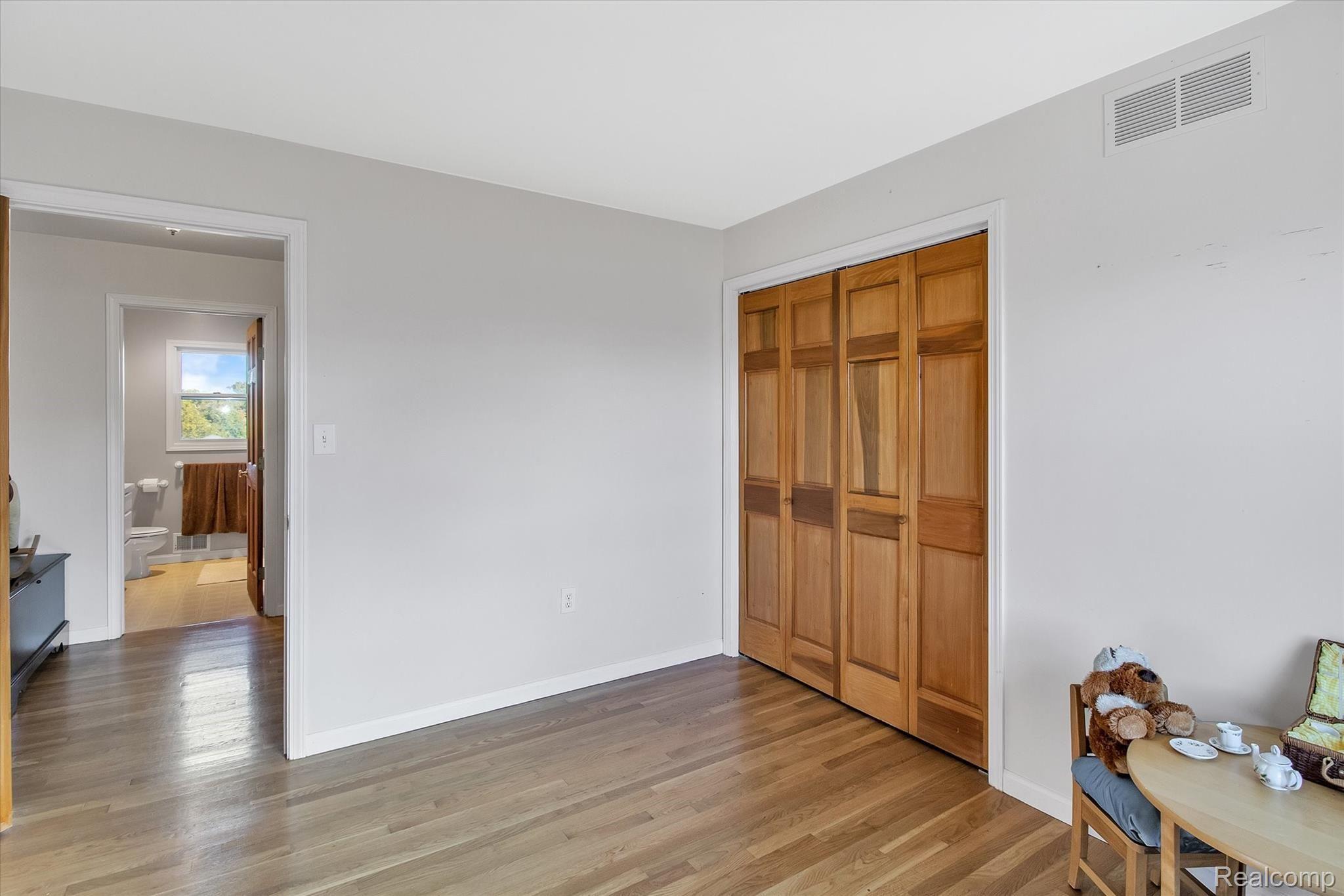 6350 Robb Road Fowlerville, MI 48836 - Photo 23 of 59 23-6350-Robb-Rd-WindowStill-Real-Estate-Photography-23.jpg