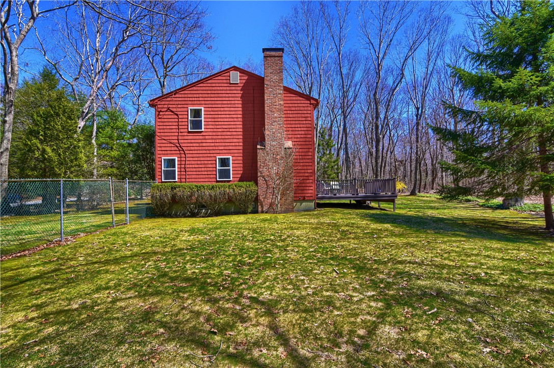 116 Lantern Lane Exeter, RI 02822 - Photo 4 of 48 Gallery Image 4