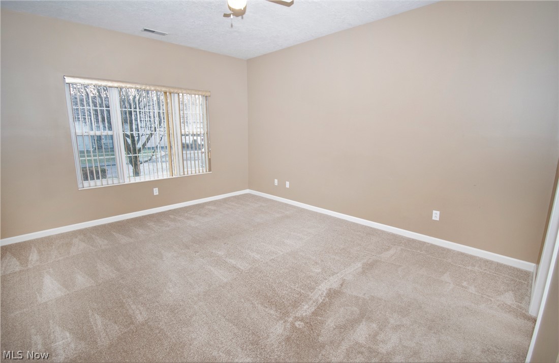 5645 Clingan Road, Unit 4B Struthers, OH 44471 - Photo 14 of 18 Gallery Image 14