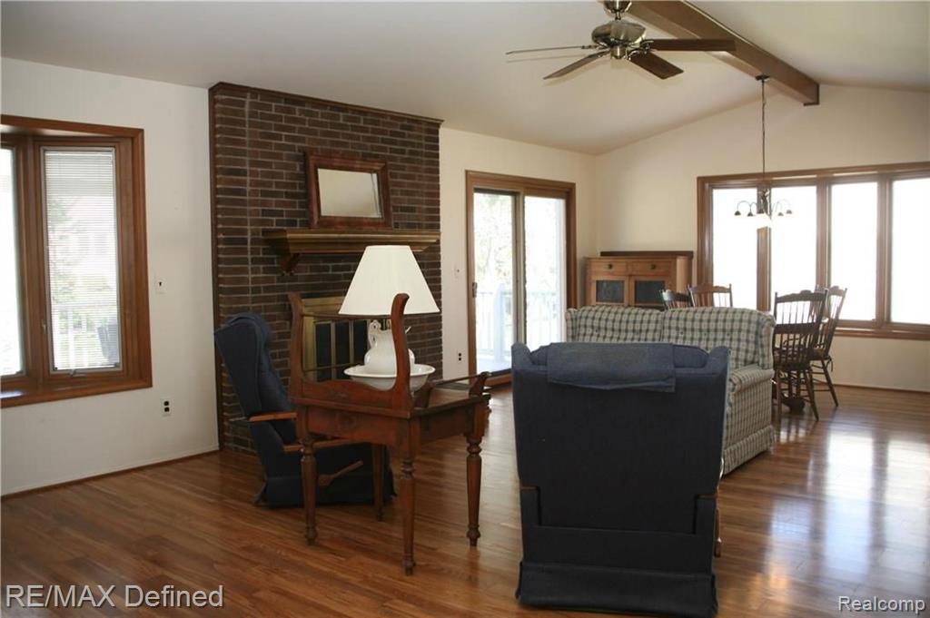 646 Lockport Road Rochester Hills, MI 48307 - Photo 4 of 23