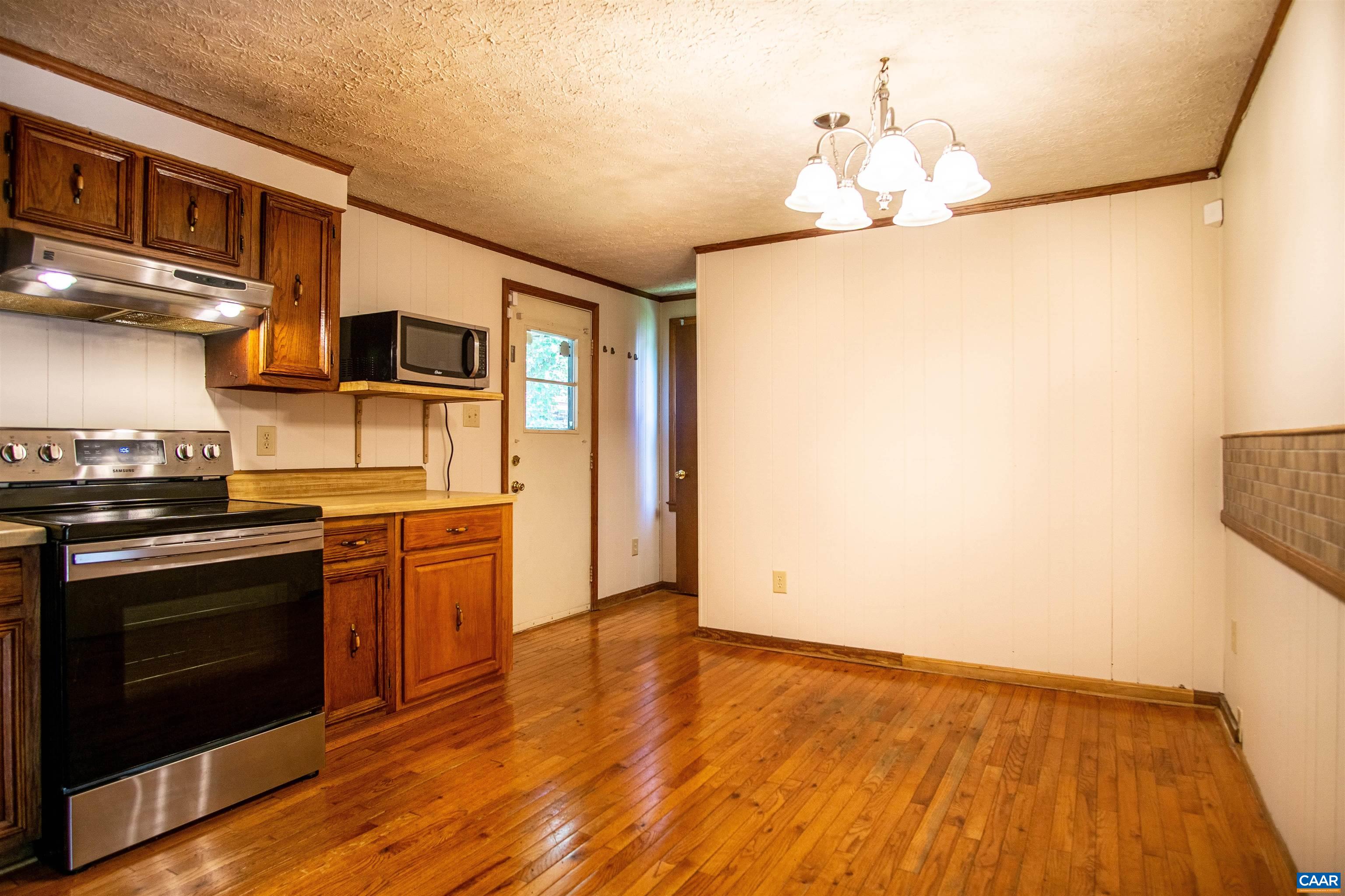 218 Barnsdale Road Charlottesville, VA 22911 - Photo 19 of 34 Gallery Image 19