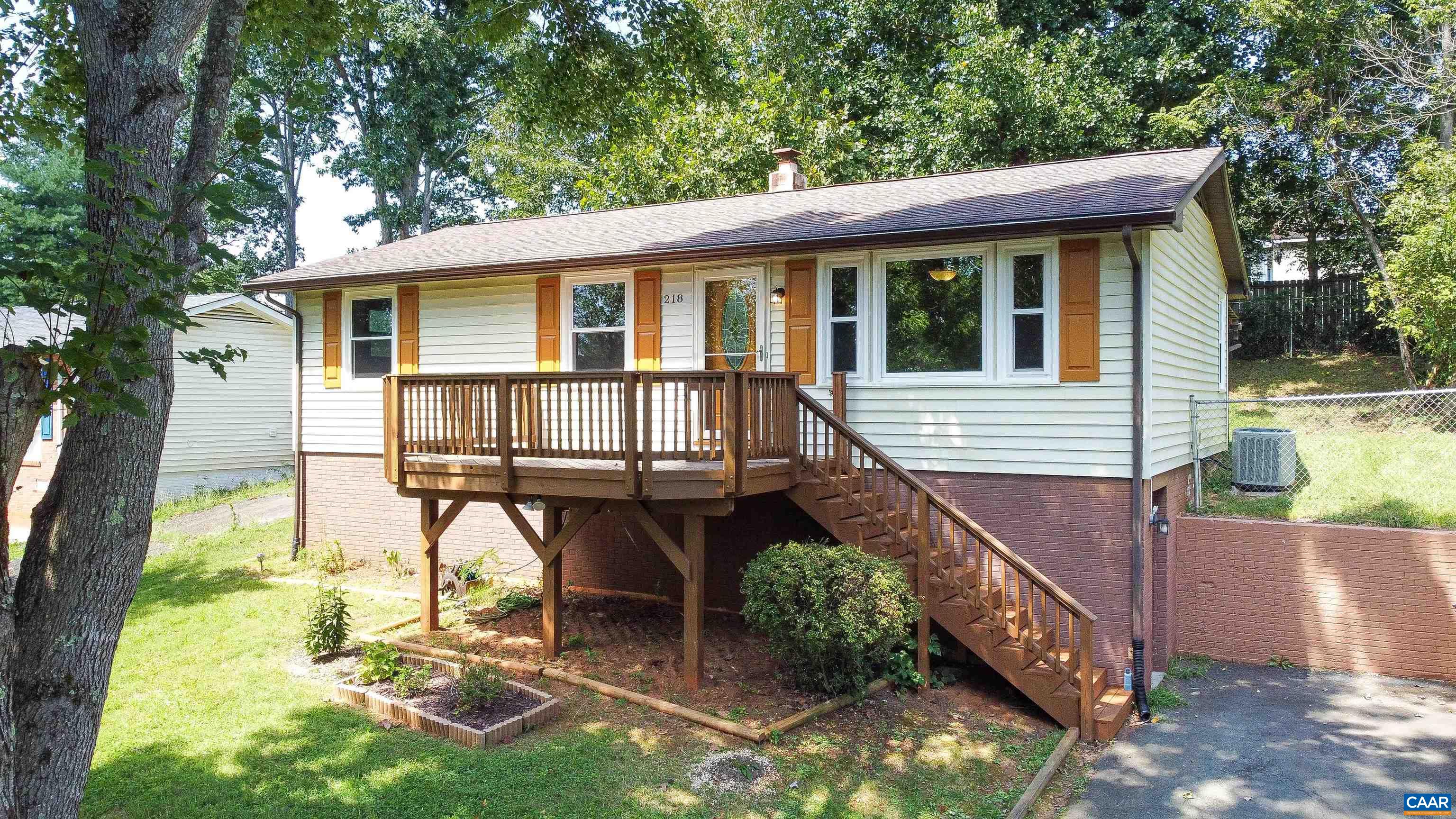 218 Barnsdale Road Charlottesville, VA 22911 - Photo 5 of 34 Gallery Image 5