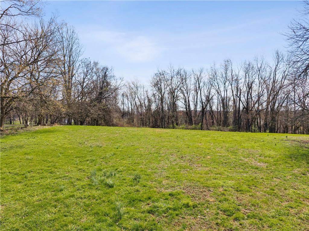 1640 Ridge Road Jeannette, PA 15644 - Photo 1 of 11