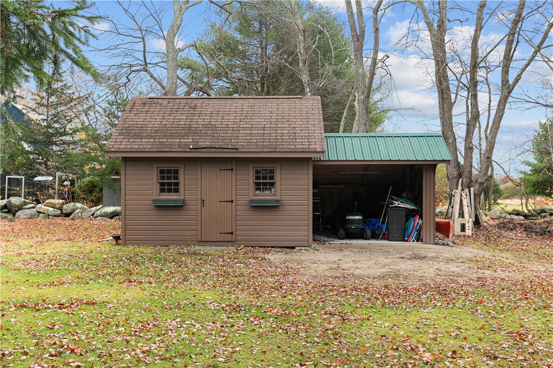143 Bowen Hill Road Coventry, RI 02827 - Photo 36 of 47