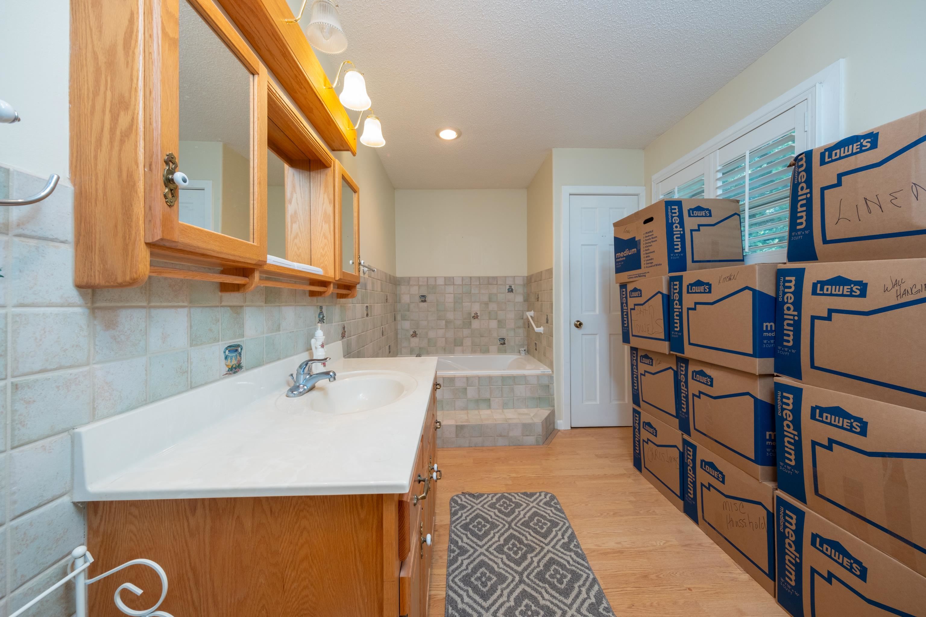 5437 Farrell Road Central Lake, MI 49622 - Photo 27 of 32 1915633-26.JPG