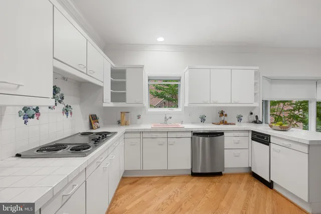 $1,995,000 | 4667 Kenmore Drive Northwest, Washington, DC 20007