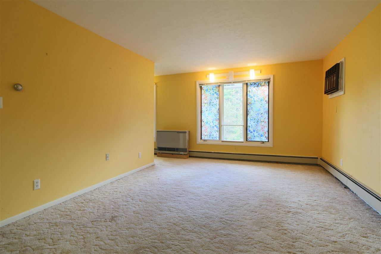 102 Clement Hill Road Deering, NH 03244 - Photo 4 of 32 Gallery Image 4