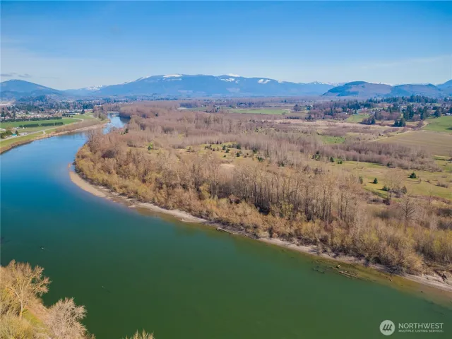 $1,195,000 | 2323 Lindgren Road, Mount Vernon, WA 98273