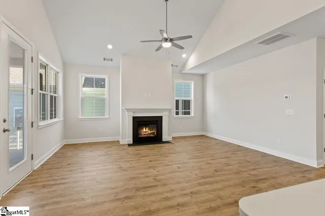 $434,568 | 204 Nicolet Place, Simpsonville, SC 29681