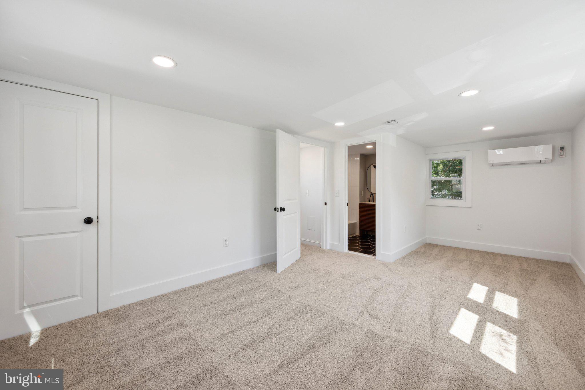 4007 35th Street Mount Rainier, MD 20712 - Photo 32 of 49 a view of an empty room