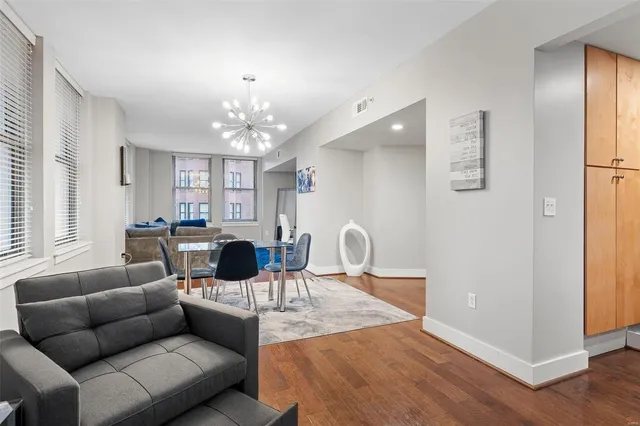 $210,000 | 314 North Broadway, Unit 803, St. Louis, MO 63102