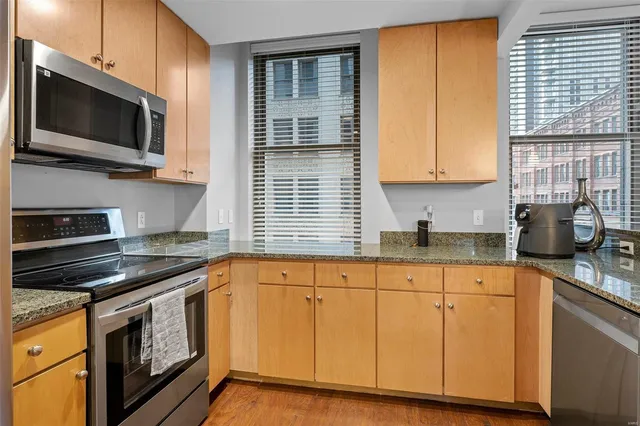 $210,000 | 314 North Broadway, Unit 803, St. Louis, MO 63102