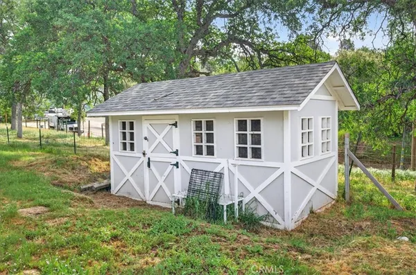 $695,000 | 35073 Auberry Road, Auberry, CA 93602