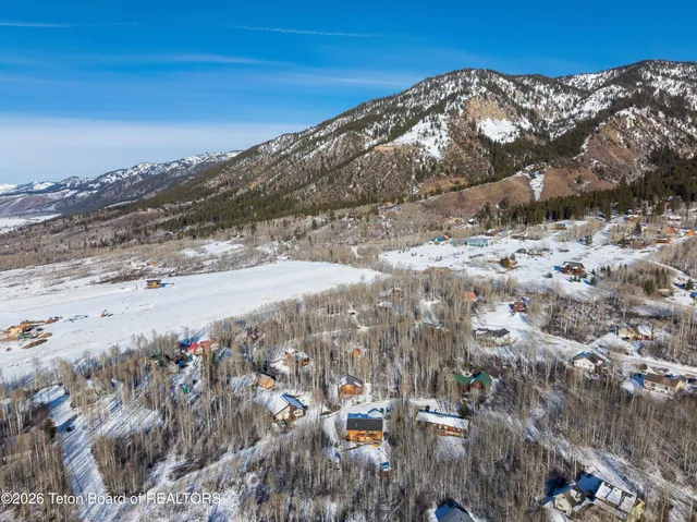 $639,000 | 168 Pine Drive, Star Valley Ranch, WY 83127