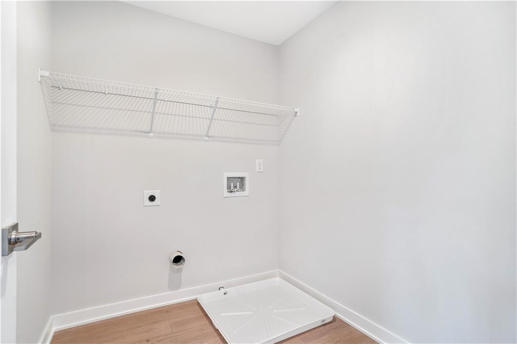 2596 Parkside Way Gainesville, GA 30507 - Photo 26 of 33 a view of small space