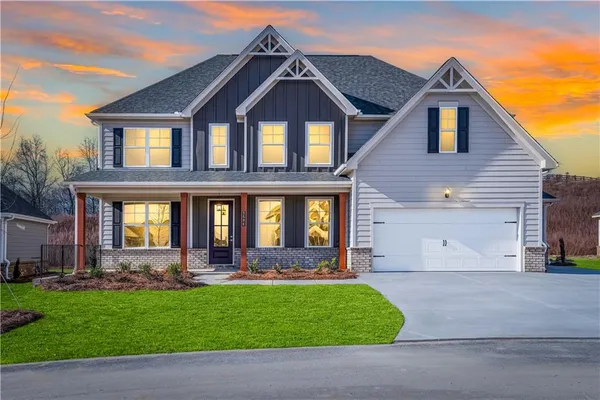 $553,808 | 2596 Parkside Way, Gainesville, GA 30507